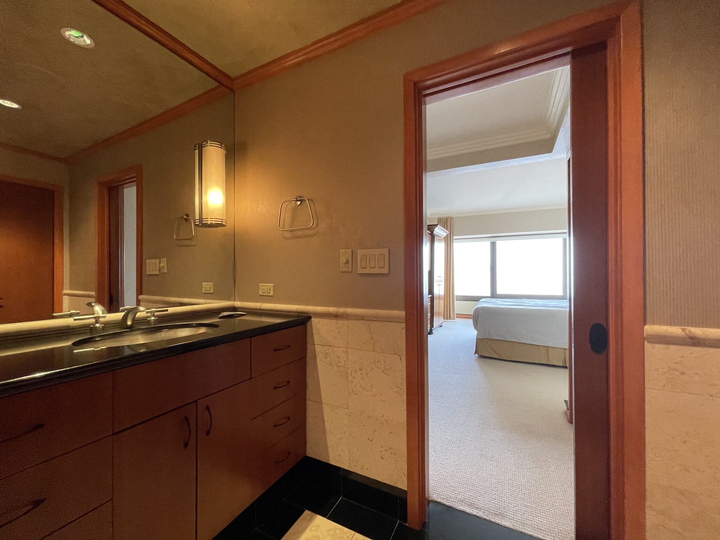 175 E Delaware Place 9007 Property Photo 20