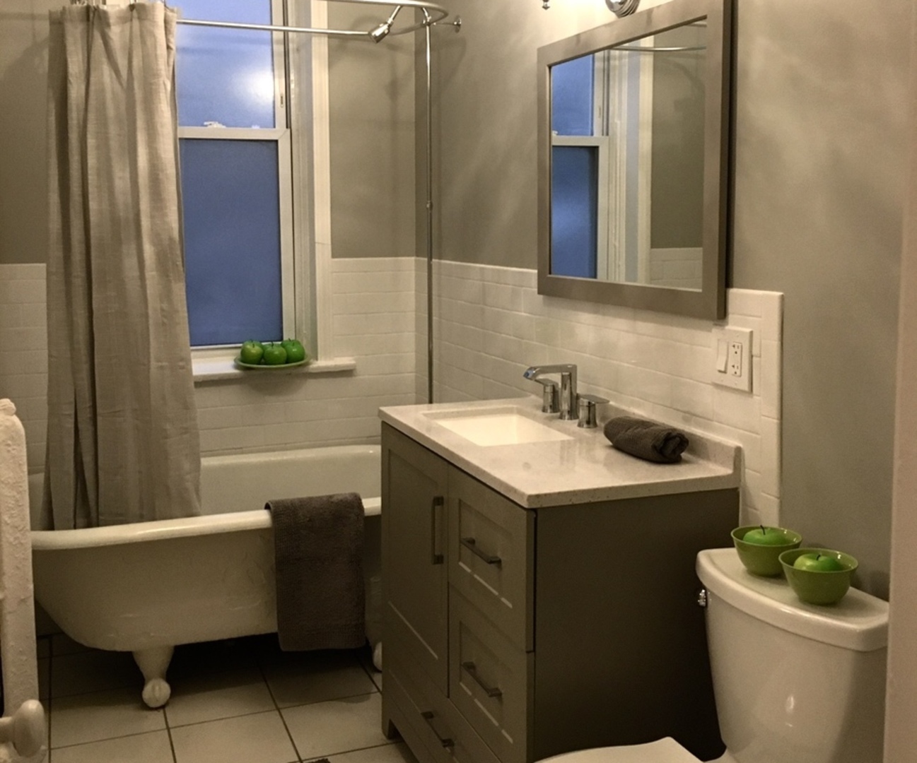 656-58 E 51st Street Property Photo 28