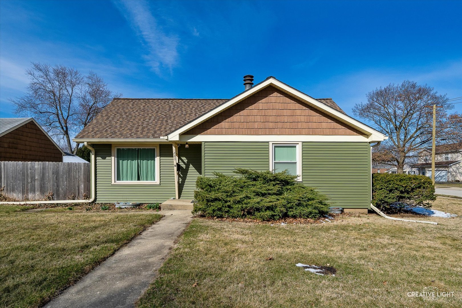 1280 Victor Avenue Property Photo