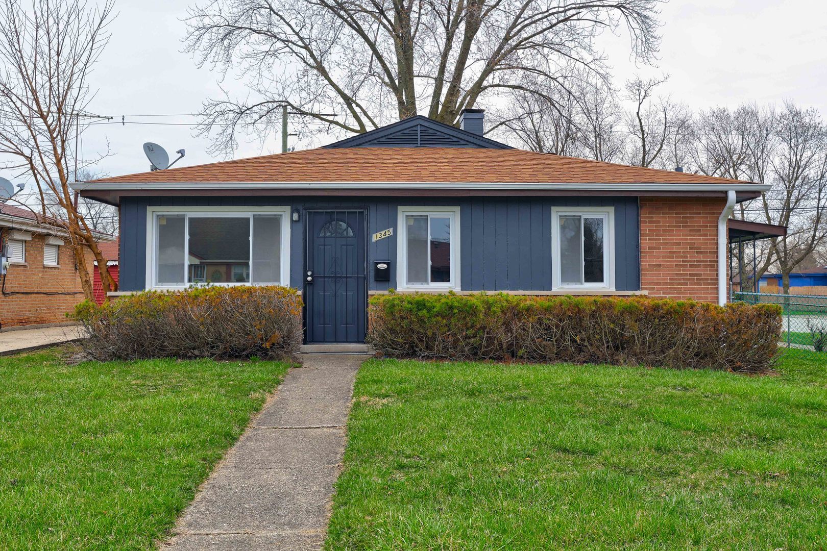 1345 Mackinaw Avenue Property Photo 1