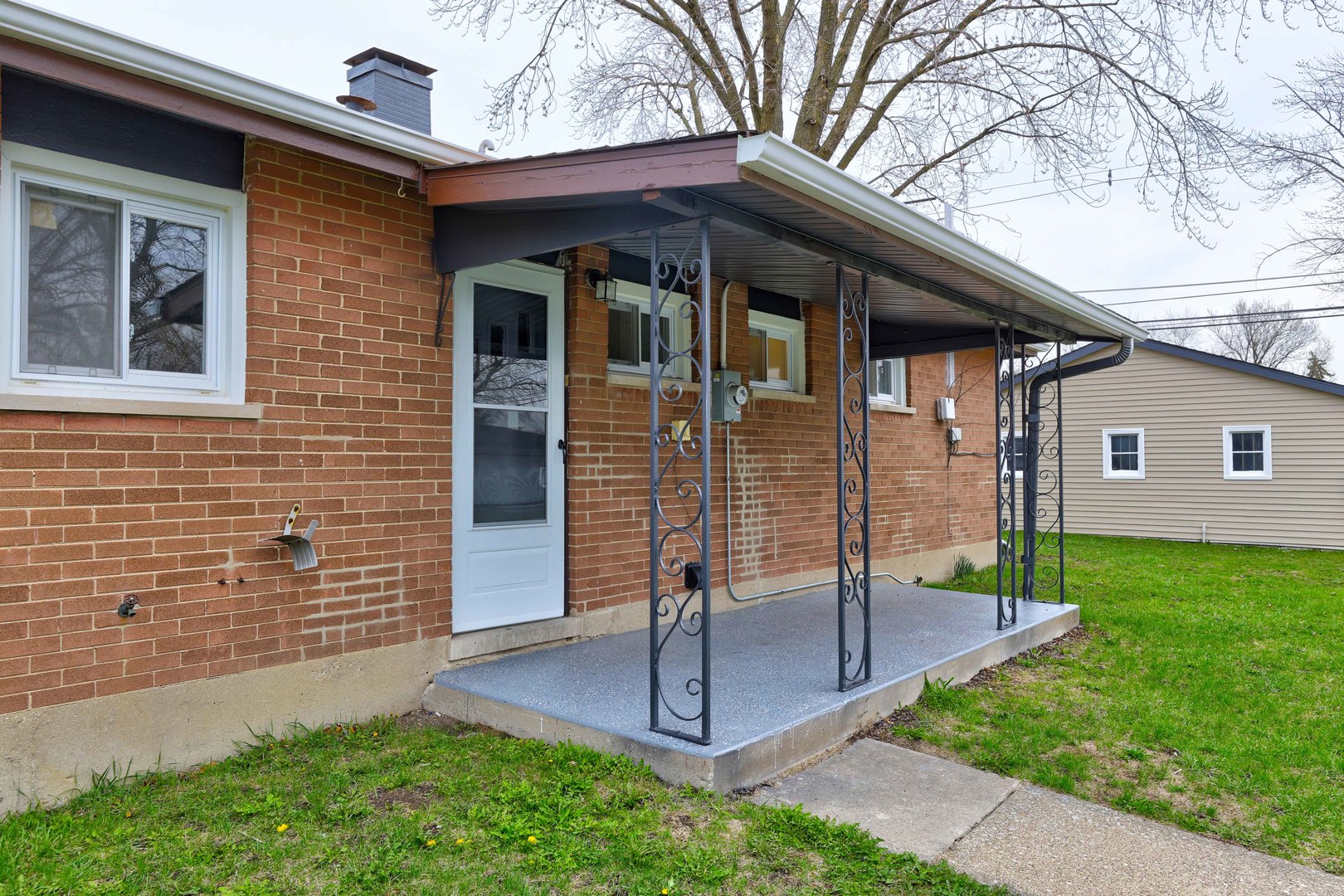 1345 Mackinaw Avenue Property Photo 4