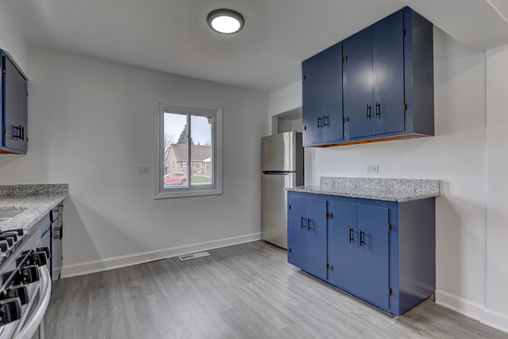 1345 Mackinaw Avenue Property Photo 7