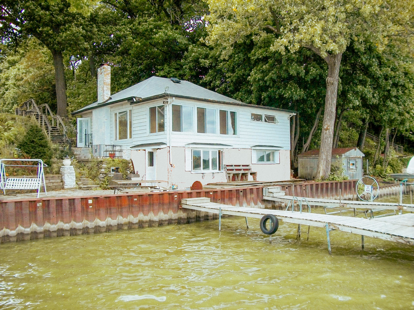 42731 N Woodbine Avenue Property Photo 1