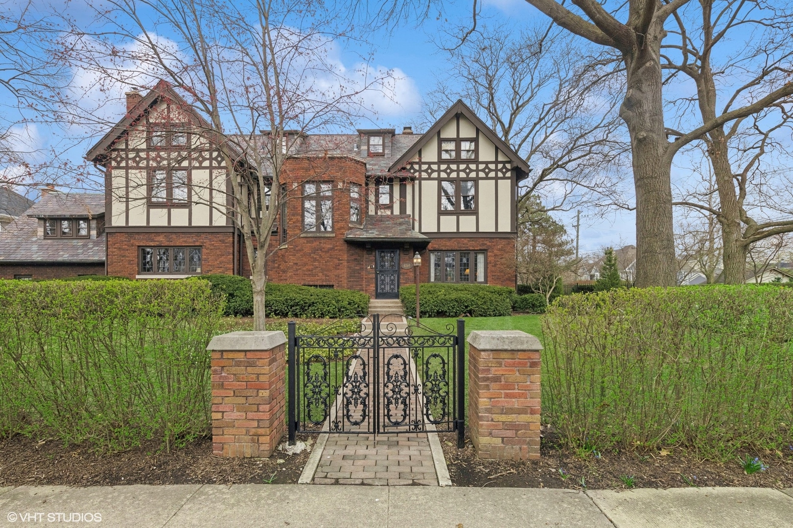 4069 Woodland Avenue Property Photo