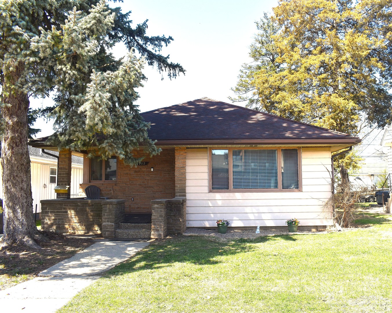 702 11th Avenue Property Photo