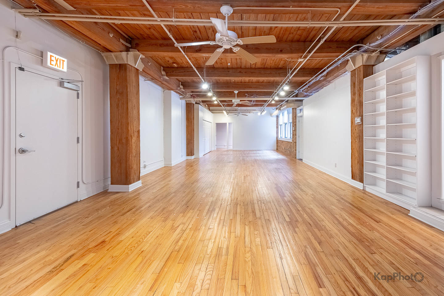 921 W Van Buren Street 201 Property Photo 3