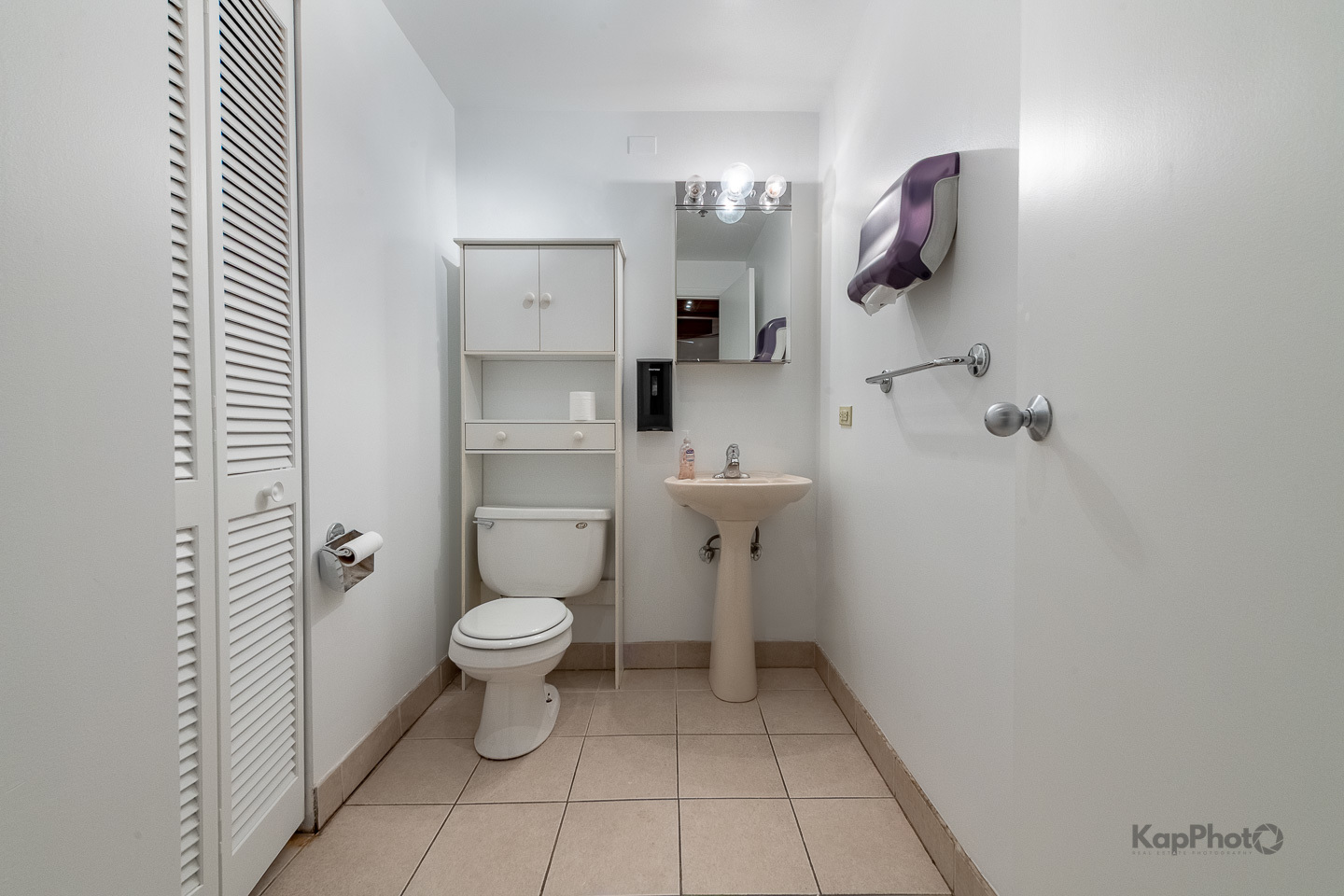 921 W Van Buren Street 201 Property Photo 5