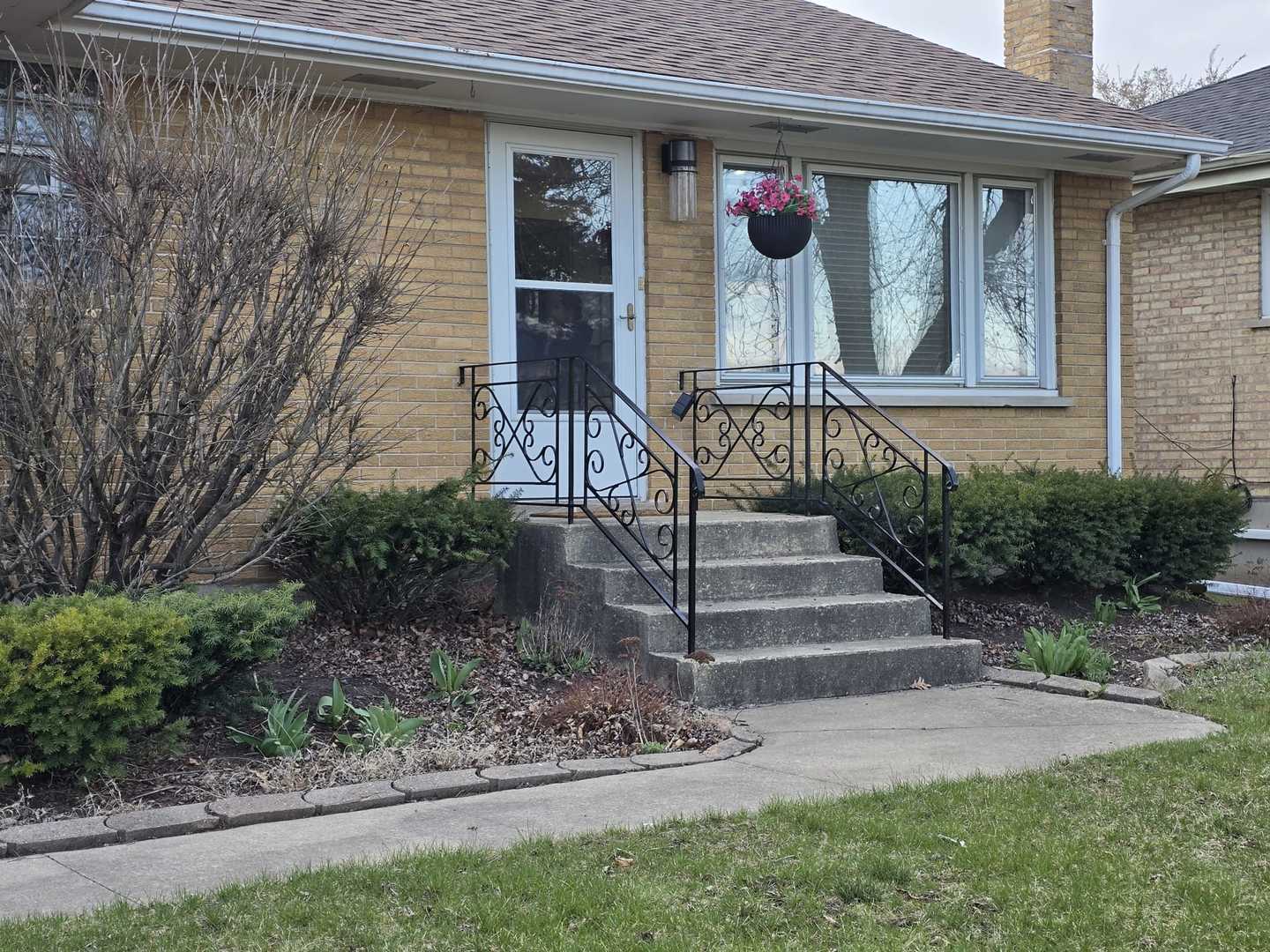 308 Ash Avenue Property Photo