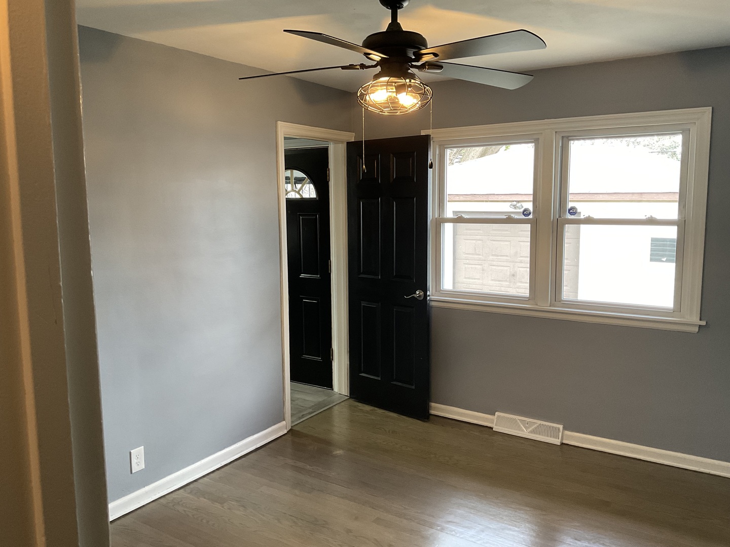 451 Clyde Avenue Property Photo 8