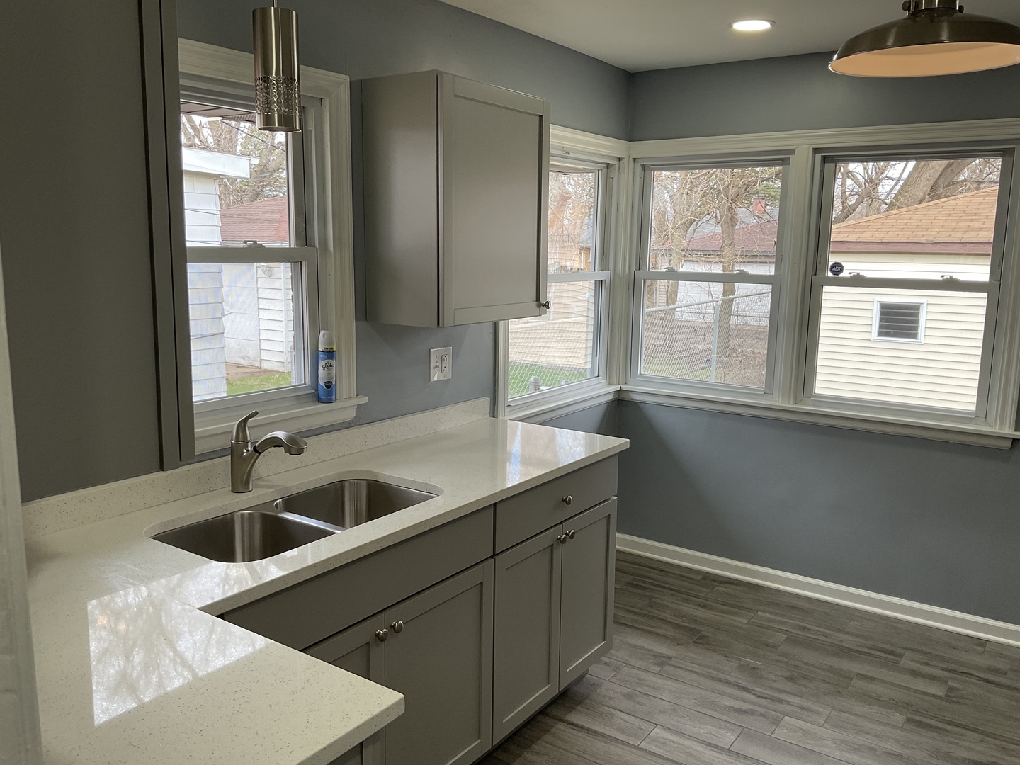 451 Clyde Avenue Property Photo 11