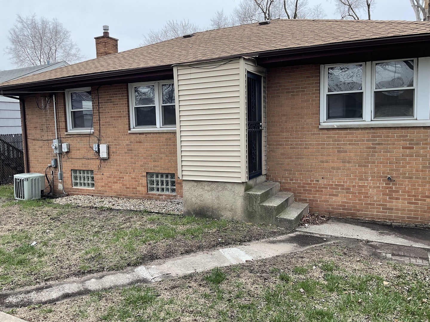 451 Clyde Avenue Property Photo 18