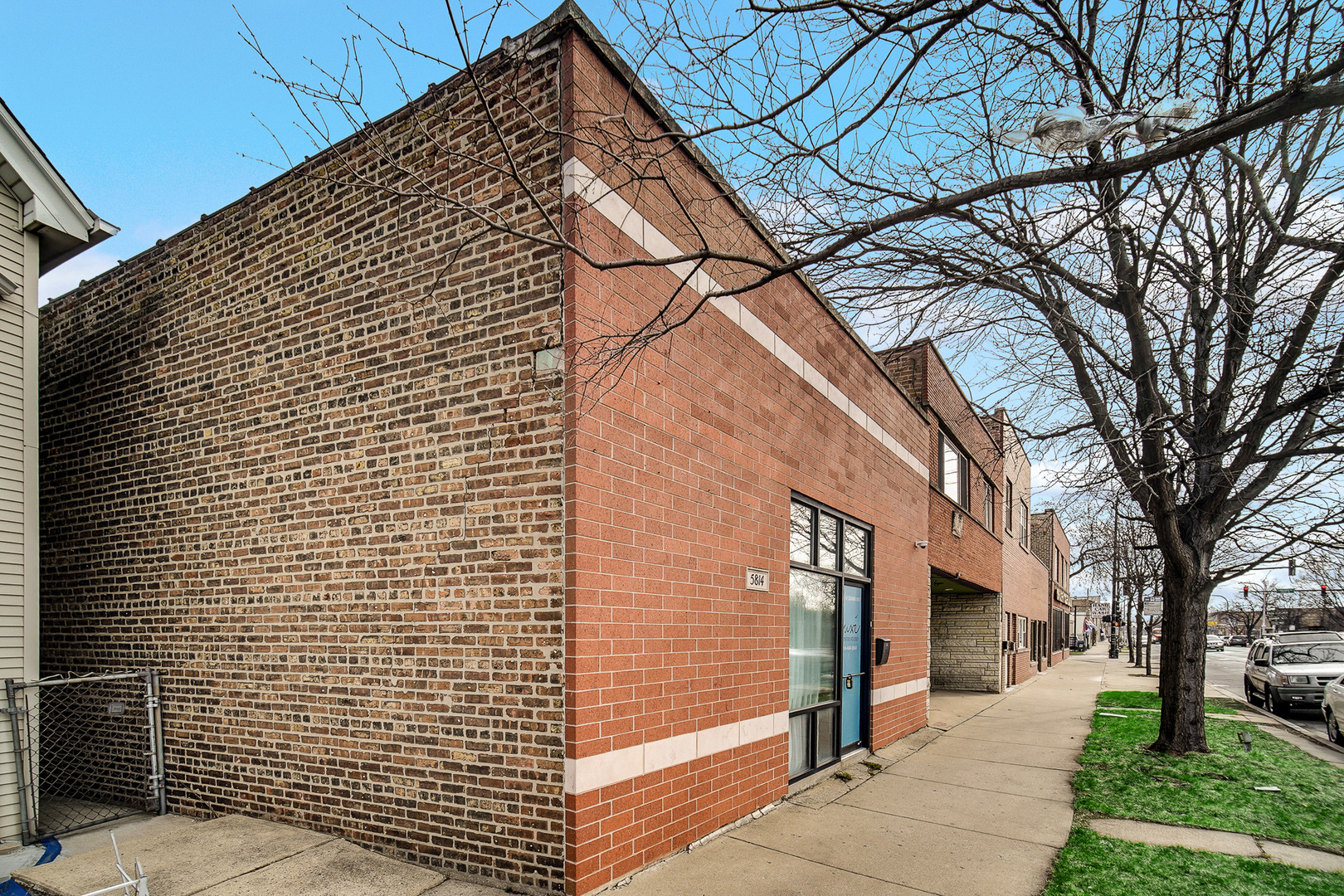5814 W Grand Avenue Property Photo 3