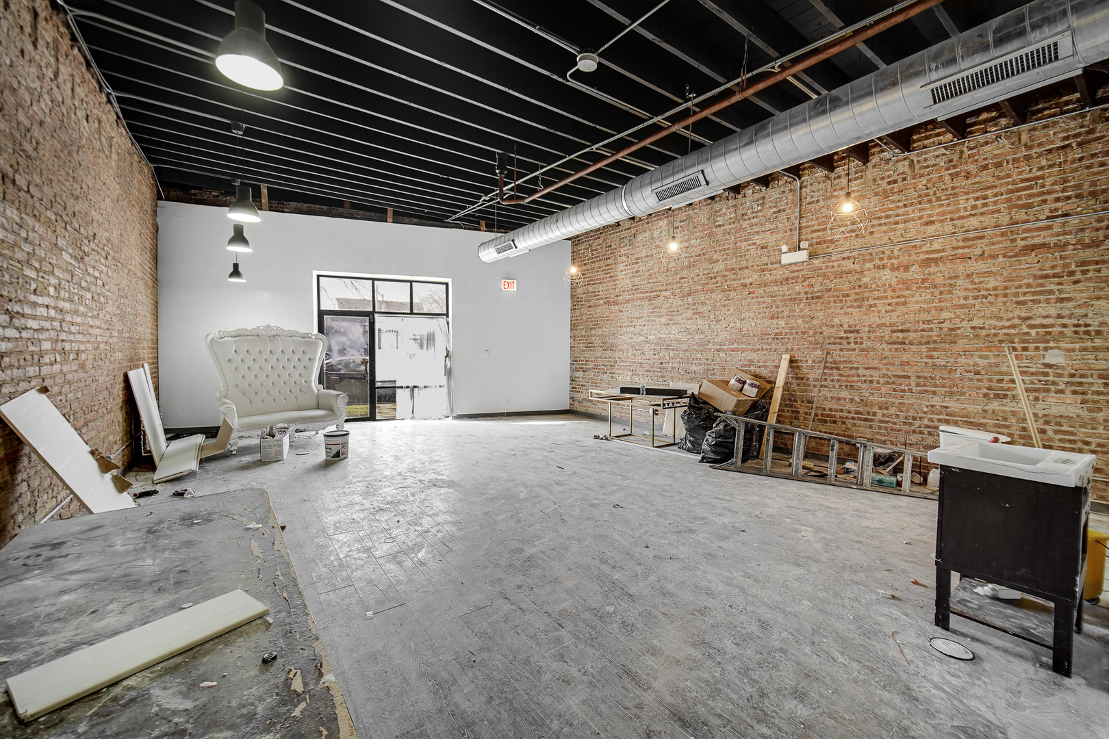 5814 W Grand Avenue Property Photo 7