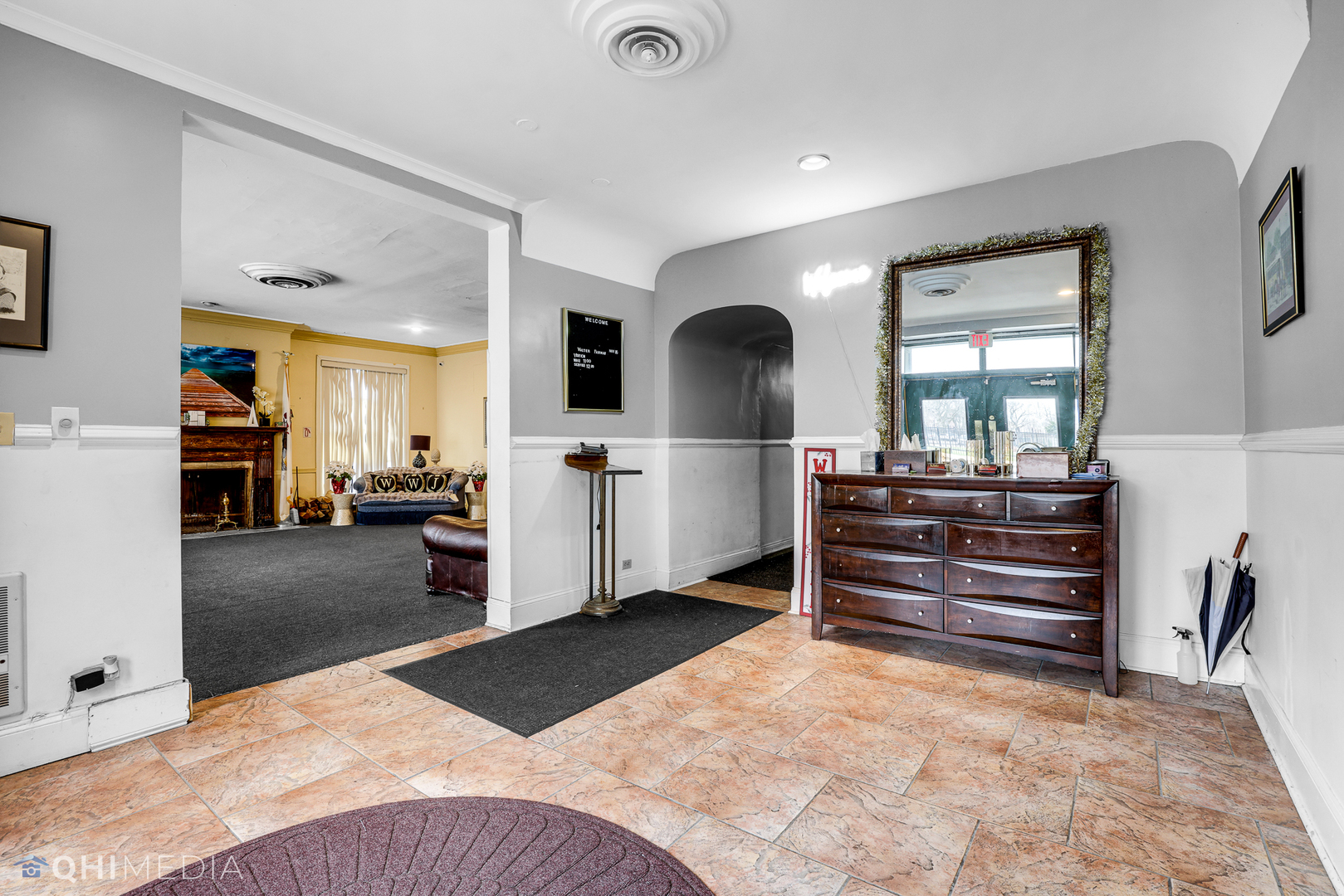 2701 W 63rd Street Property Photo 4
