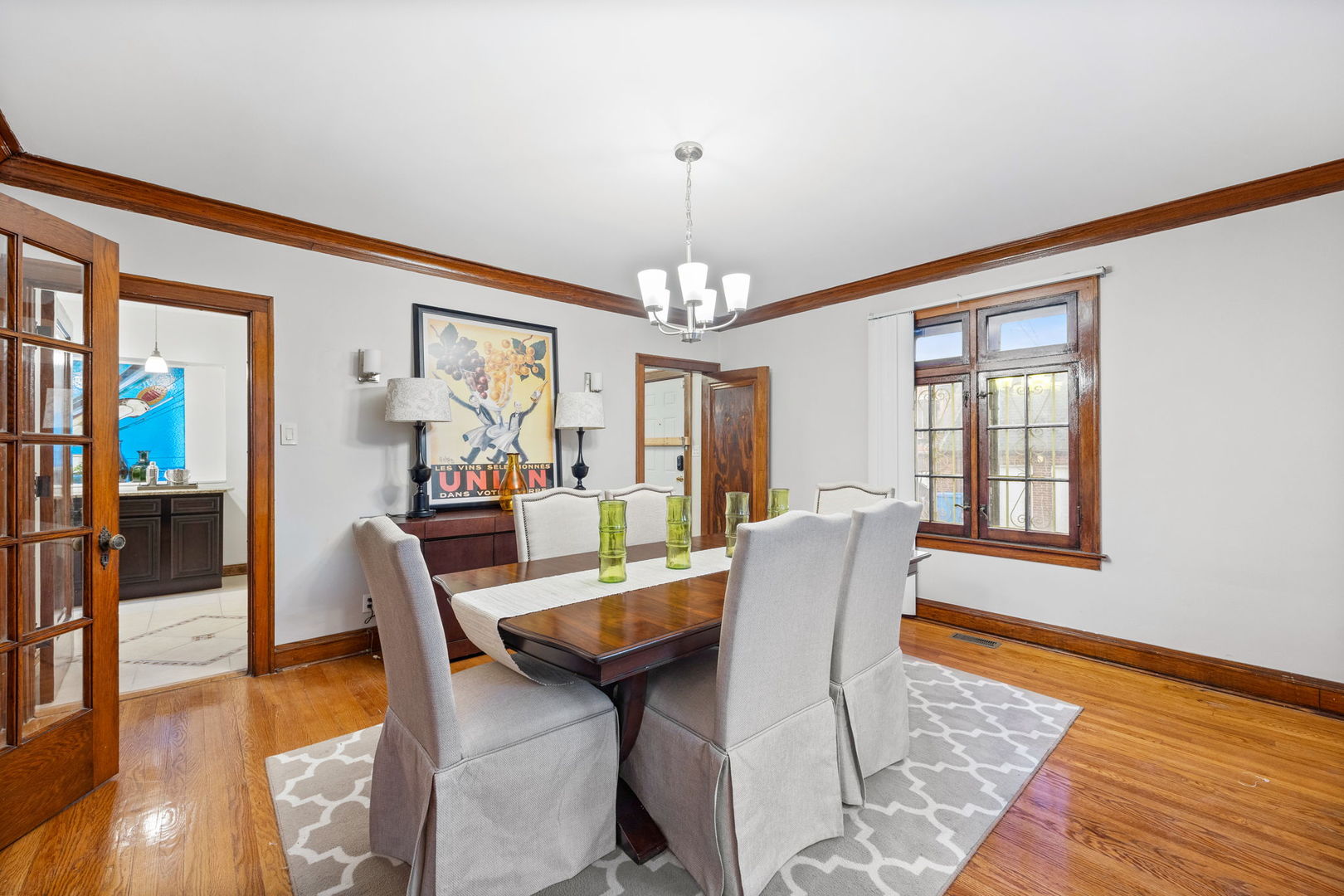 8059 S Morgan Street Property Photo 6