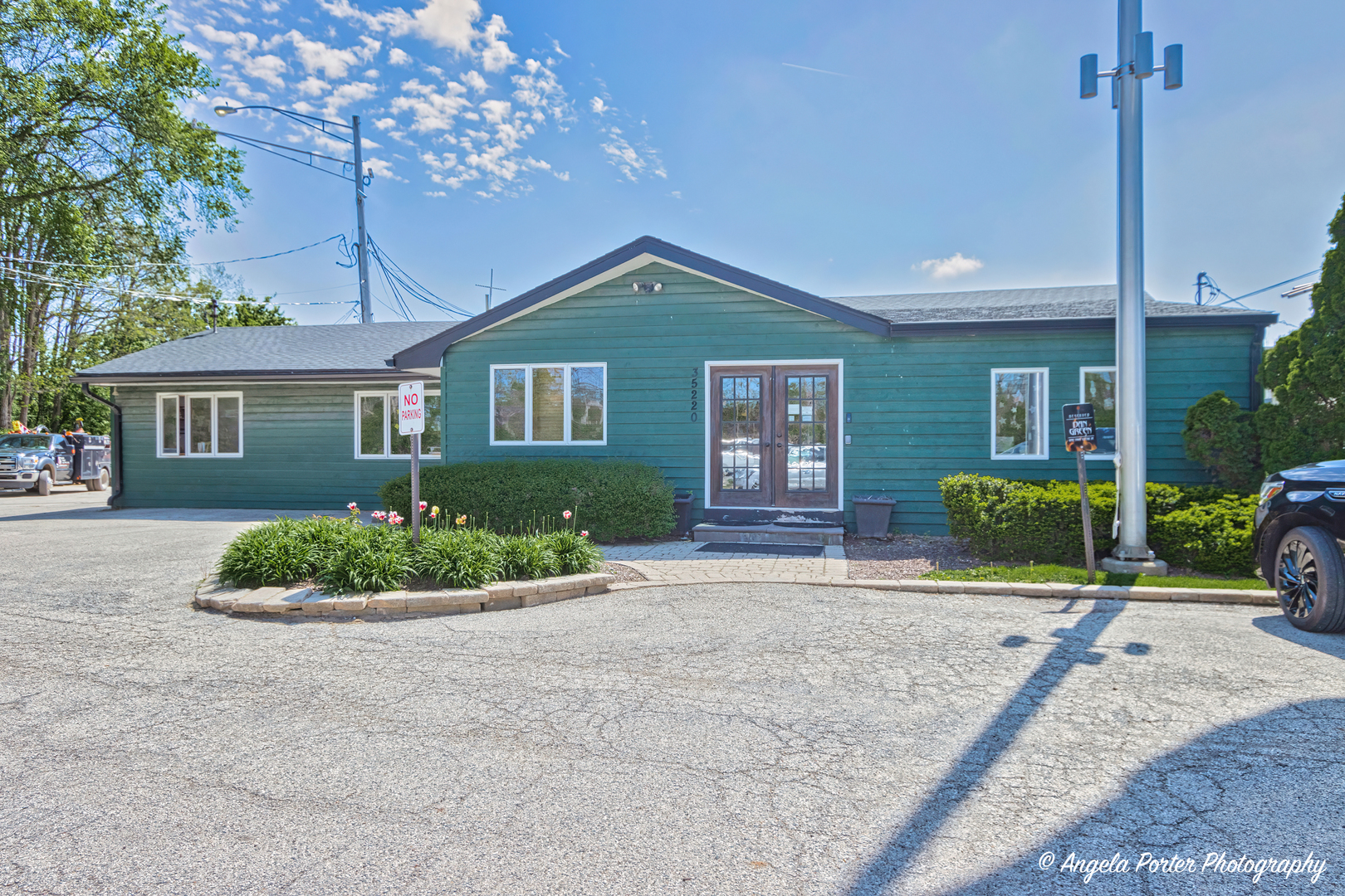 35220 N Il Route 83 Property Photo 1