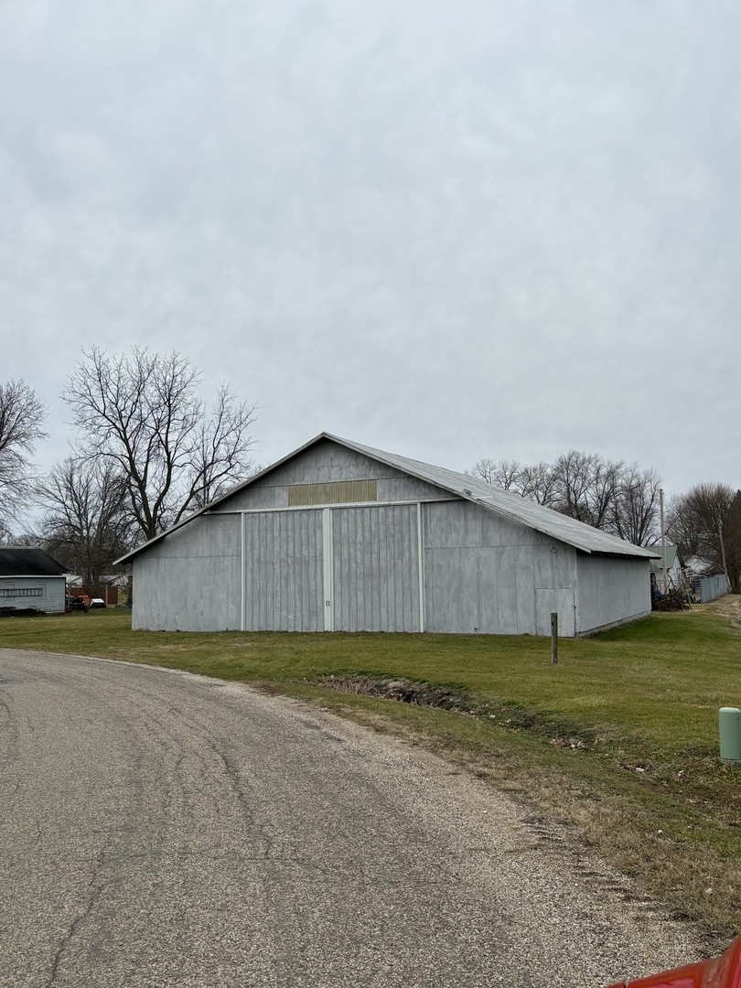 205 N Main Street Property Photo