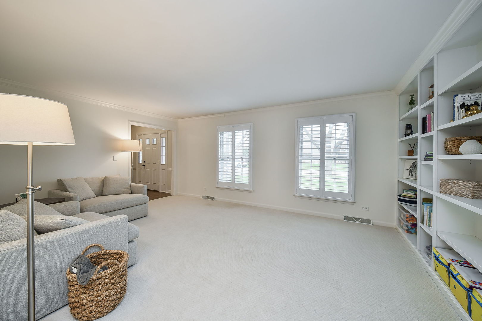 1007 Canonero Drive Property Photo 4