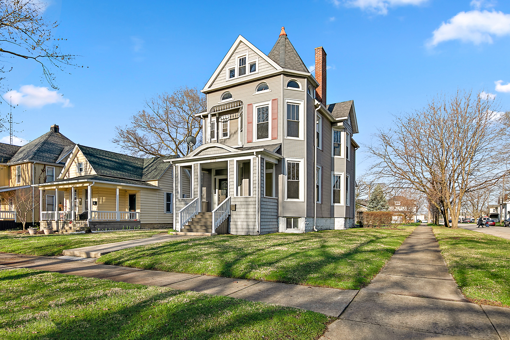 505 S Indiana Avenue Property Photo