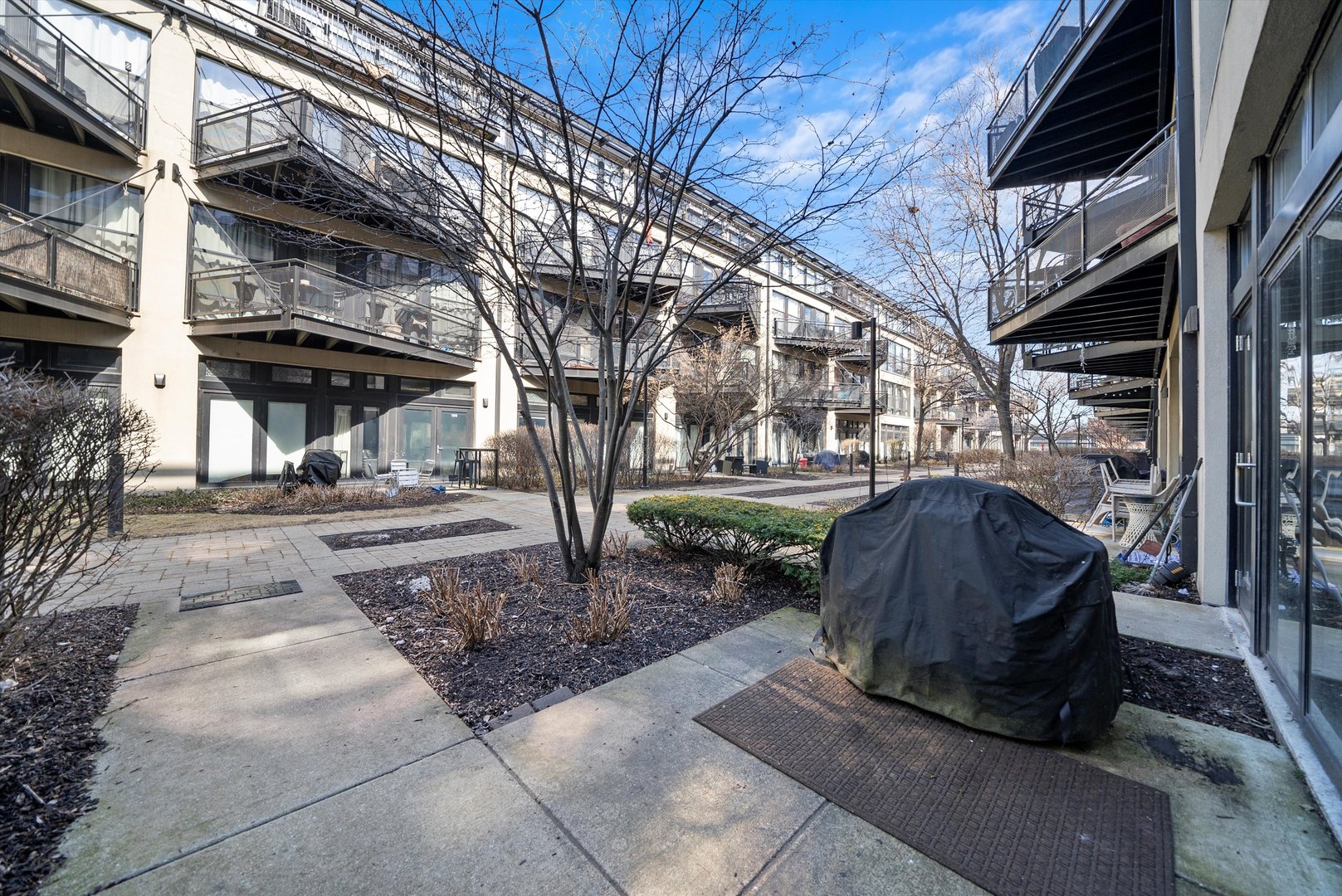 1070 W 15th Street 109 Property Photo 31