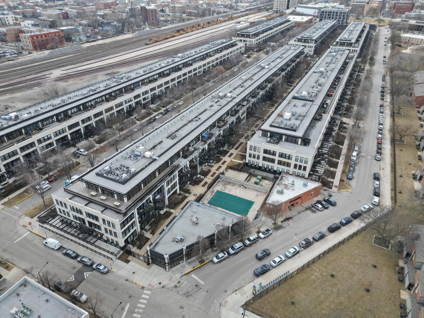 1070 W 15th Street 109 Property Photo 34