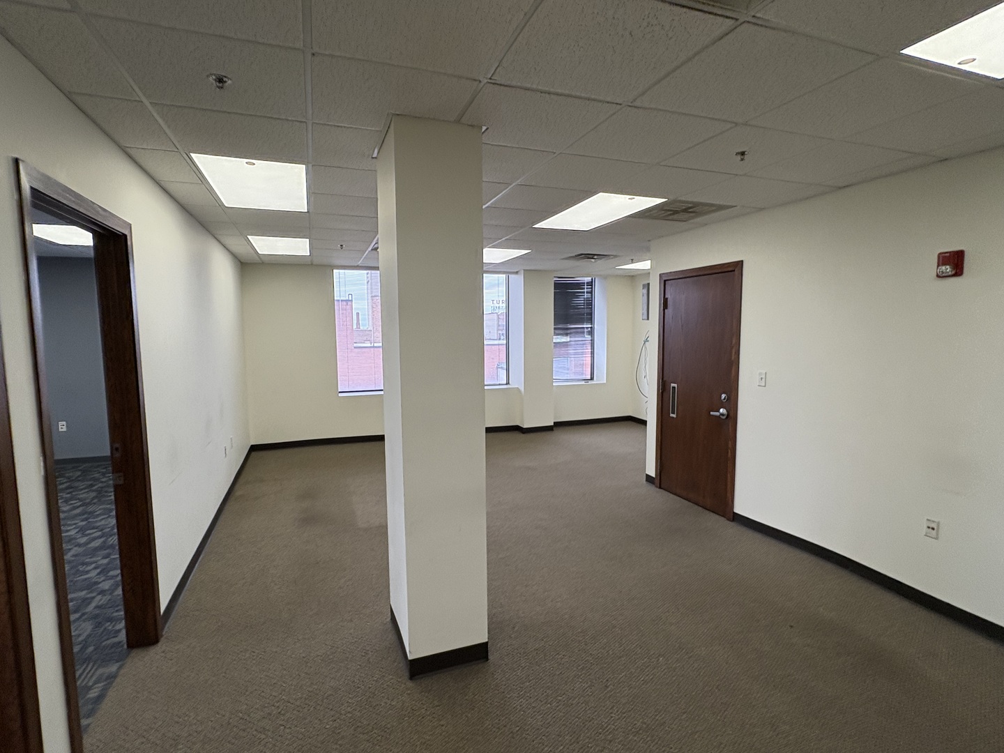 187 S Schuyler Avenue 410 Property Photo 6