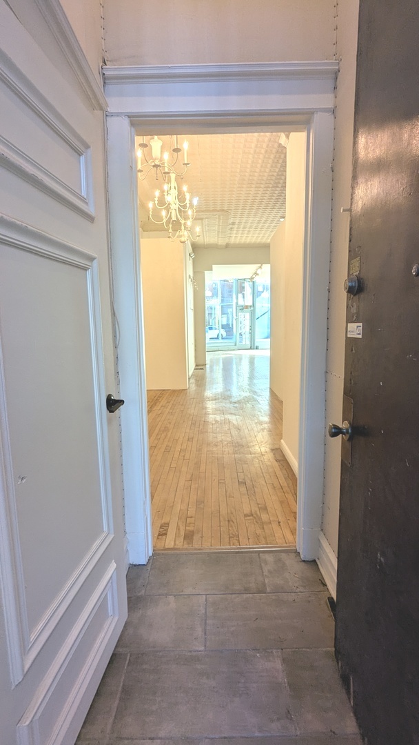 2937 N Clark Street 101 Property Photo 24