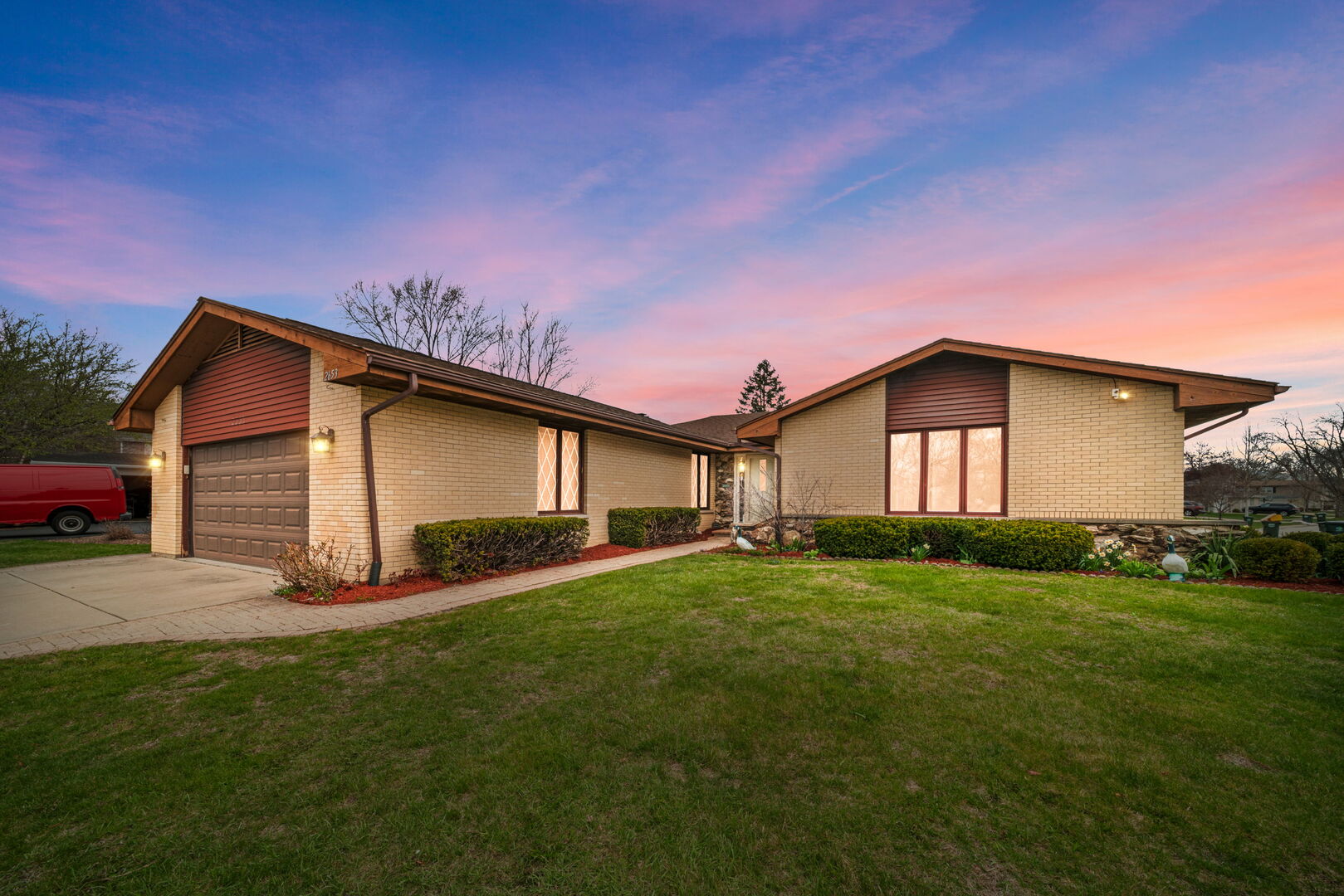 2653 N Bradford Drive Property Photo