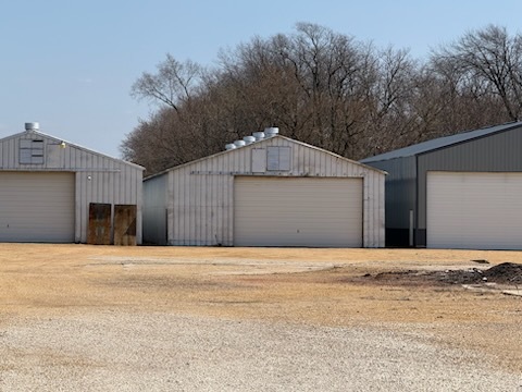 904 Walton Road Property Photo 4