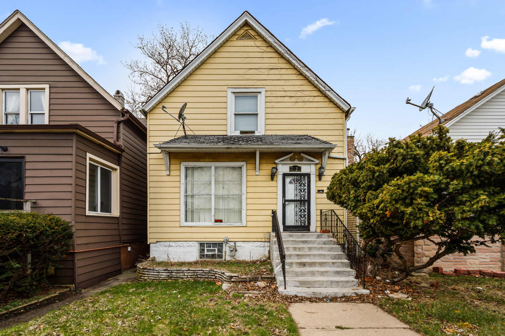 7526 S Merrill Avenue Property Photo 1