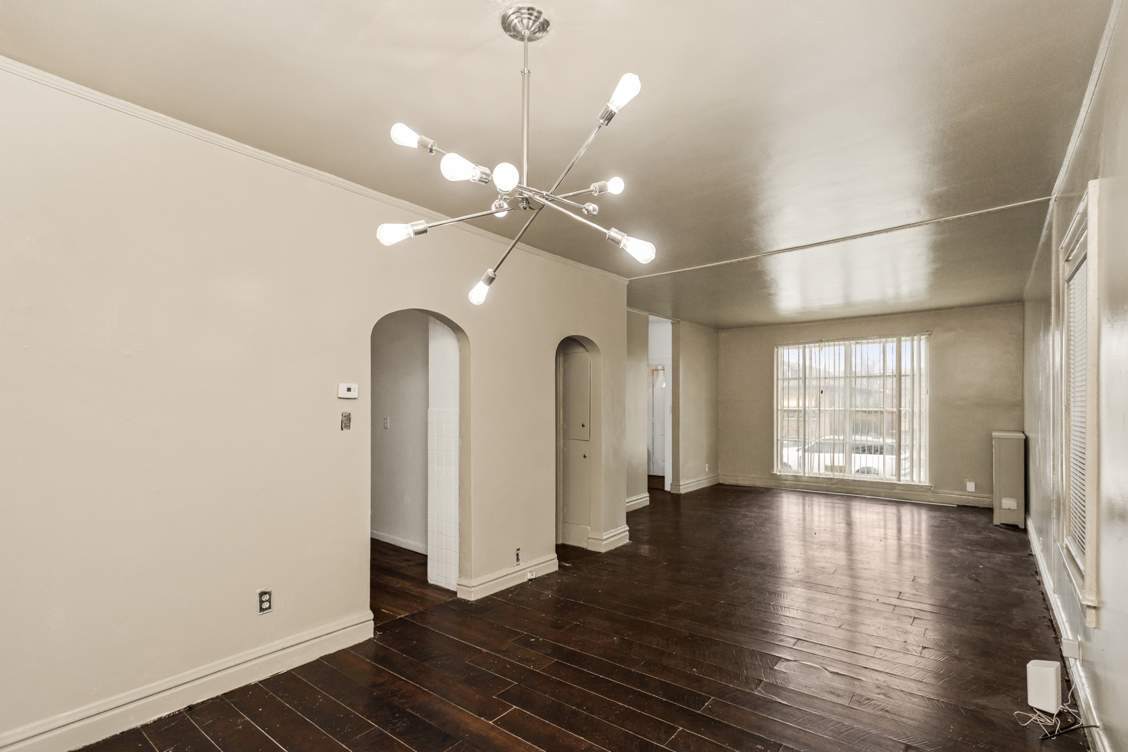 7526 S Merrill Avenue Property Photo 3