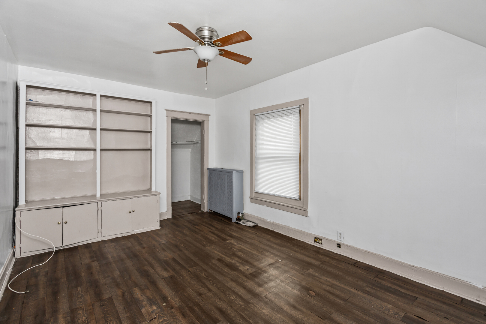 7526 S Merrill Avenue Property Photo 10
