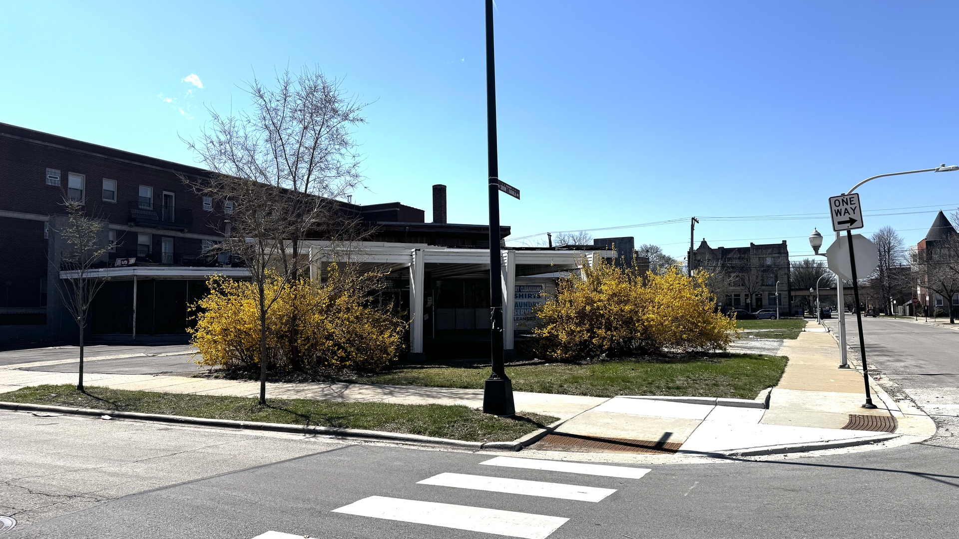 4200 S King Drive Property Photo 1