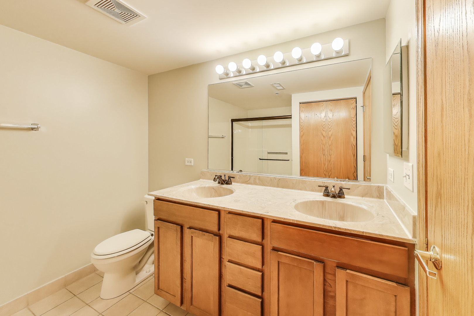 175 W Brush Hill Road 103 Property Photo 14