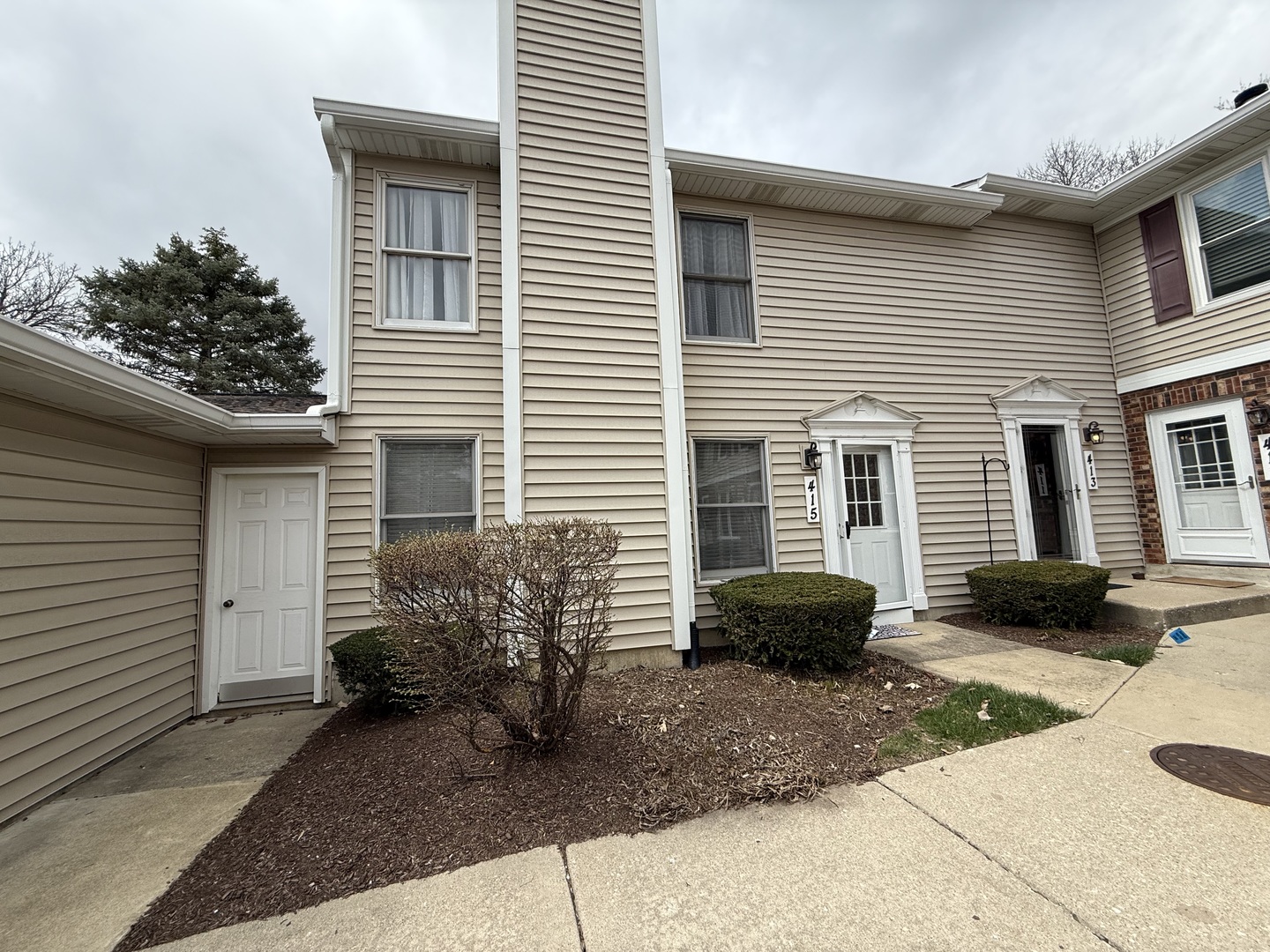 415 Kensington Court Property Photo