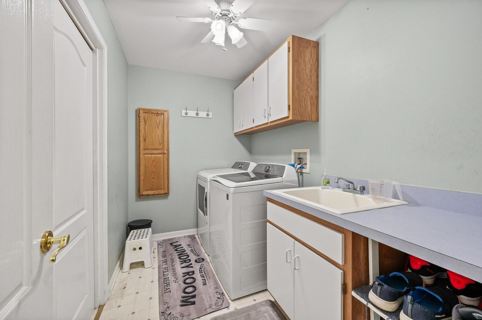 2504 Waterside Drive Property Photo 16