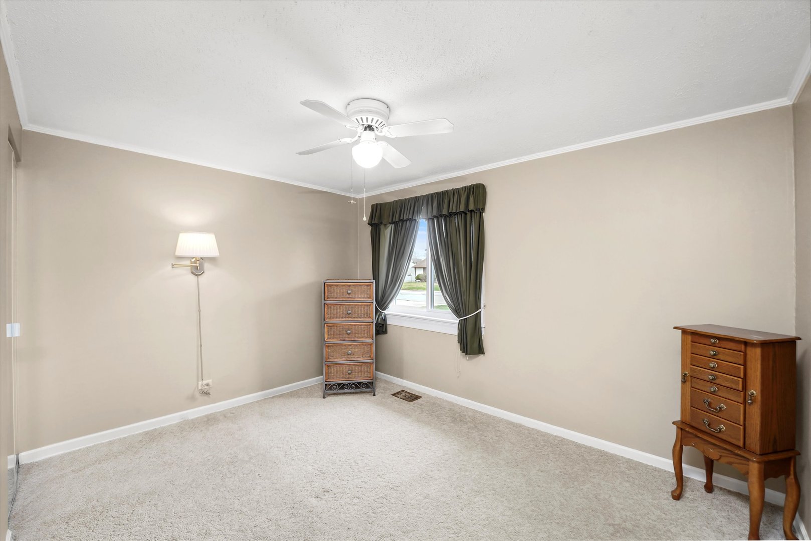 8870 S Corcoran Rd Property Photo 11