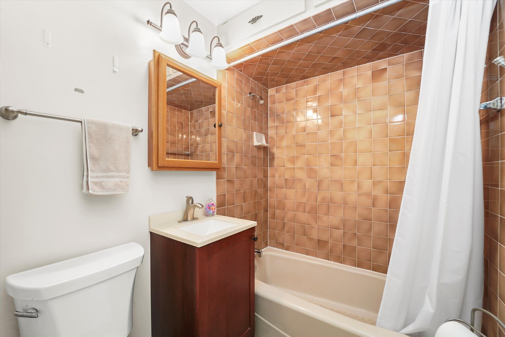 8870 S Corcoran Rd Property Photo 13