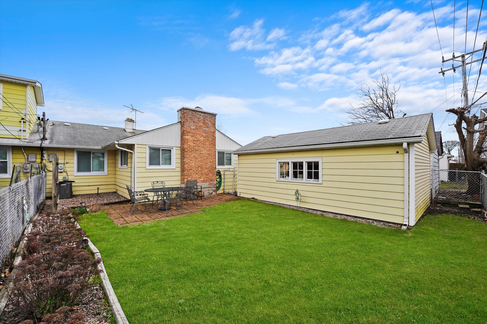 8870 S Corcoran Rd Property Photo 19