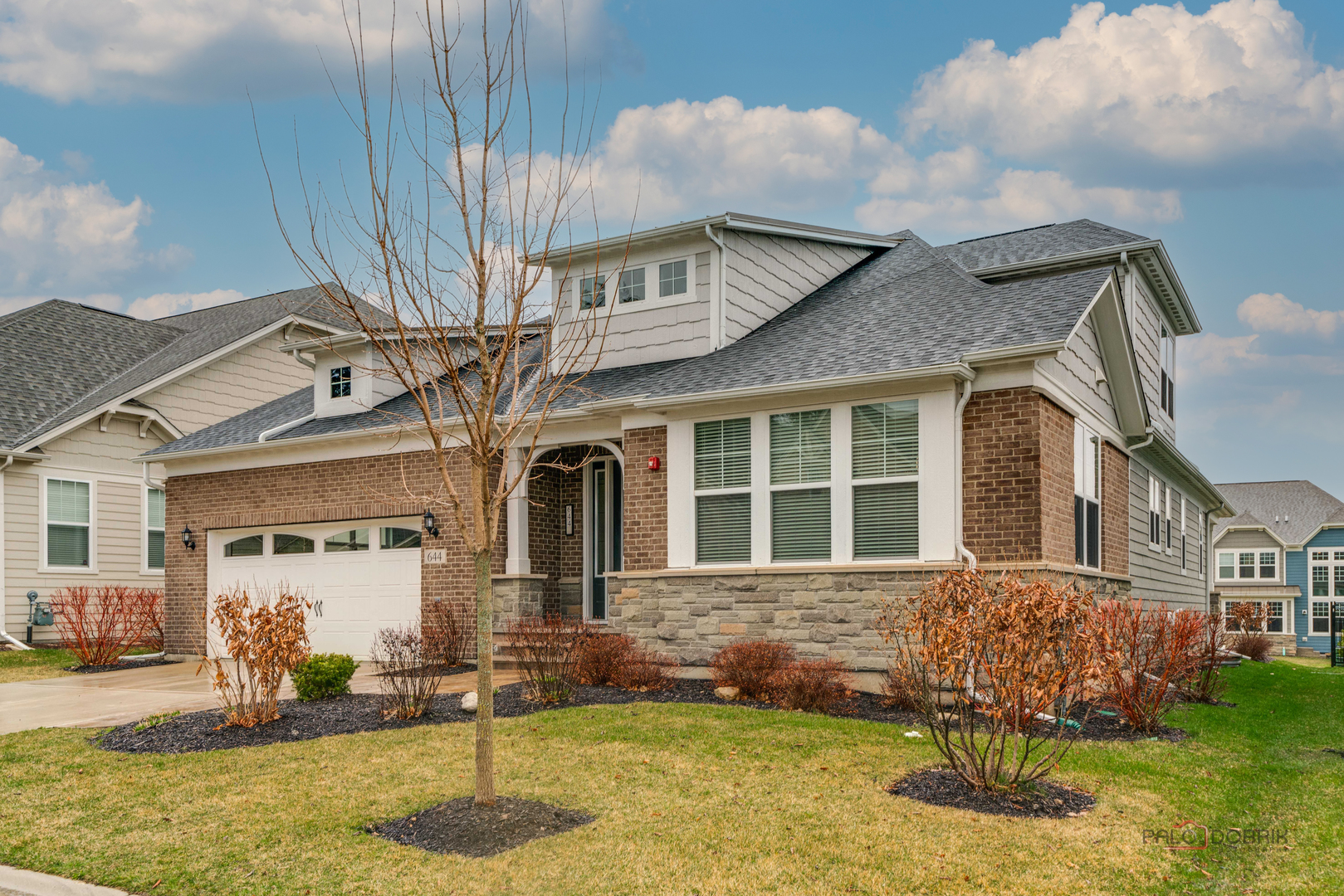 644 Insull Drive Property Photo