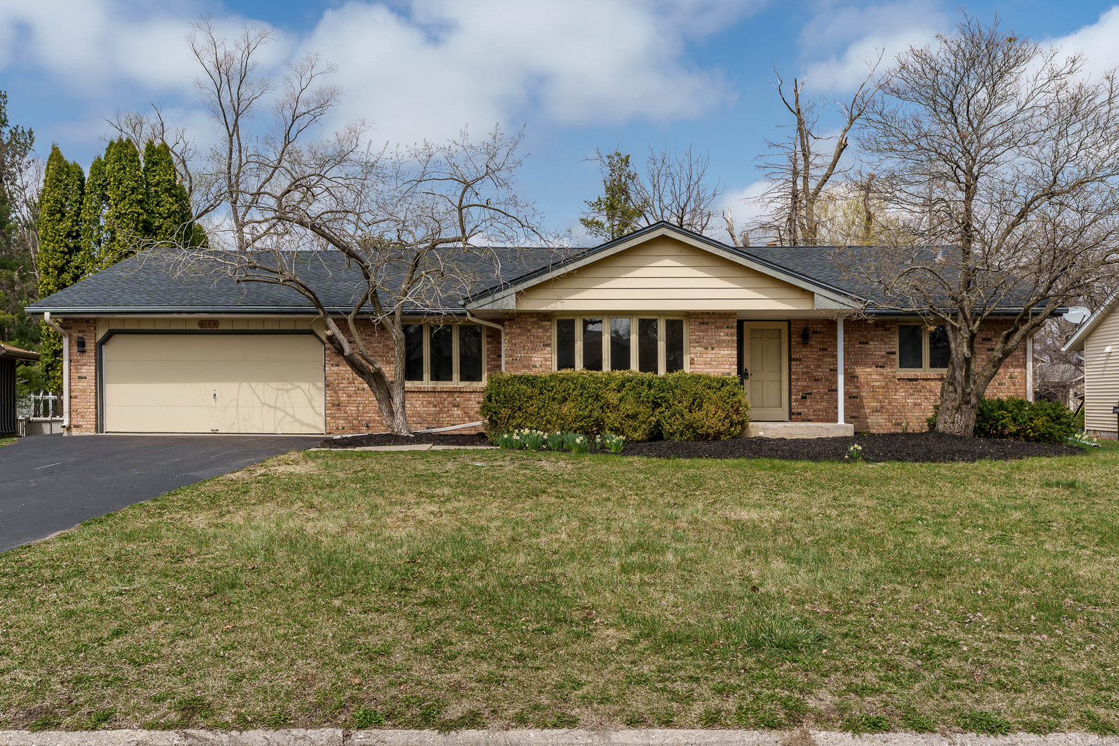 6104 Fireside Drive Property Photo