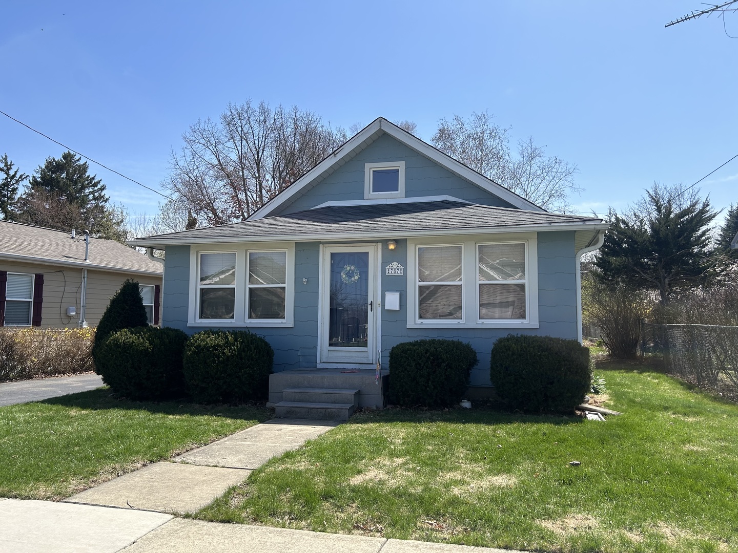 787 Parkway Avenue Property Photo