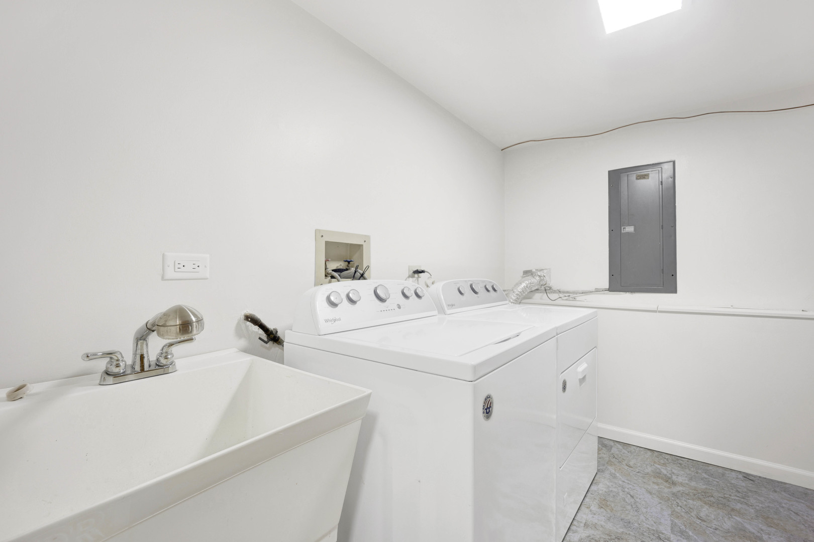 205 W Winchester Road Property Photo 23