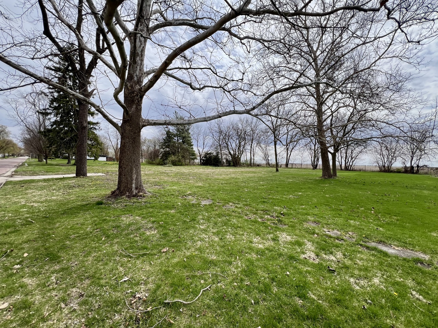 317 W Vine Street Property Photo