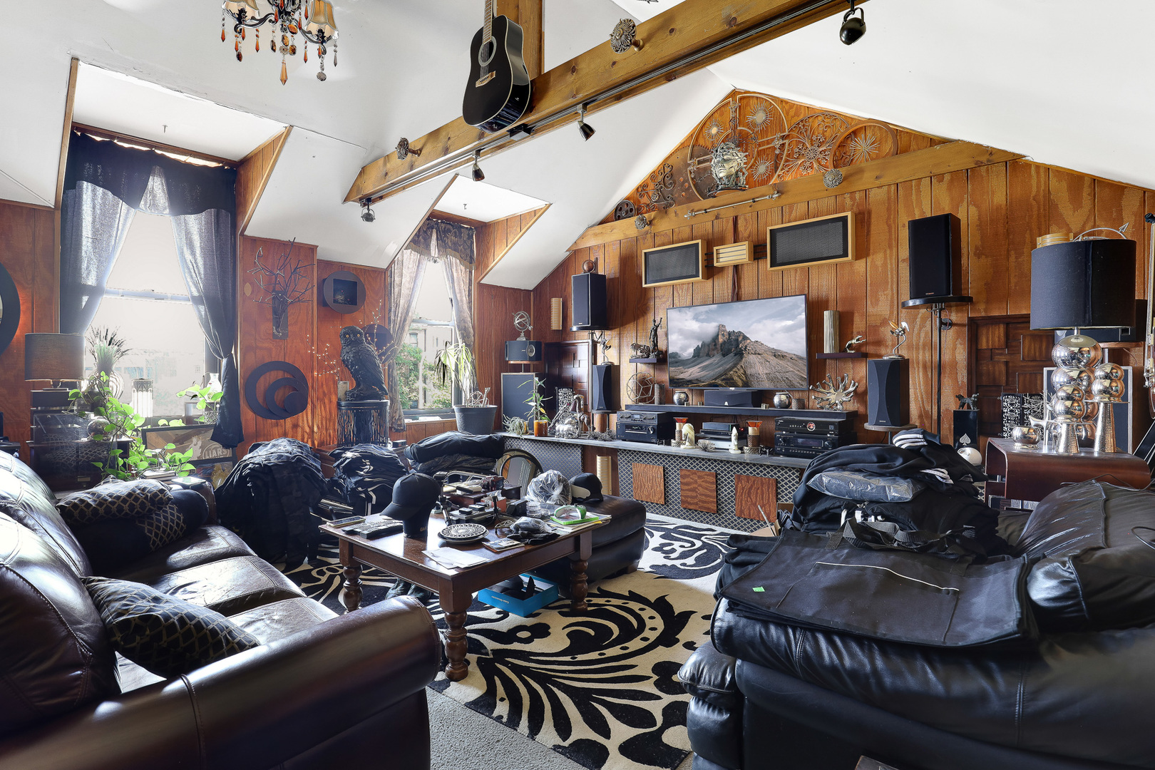 1665 W Fullerton Avenue Property Photo 11