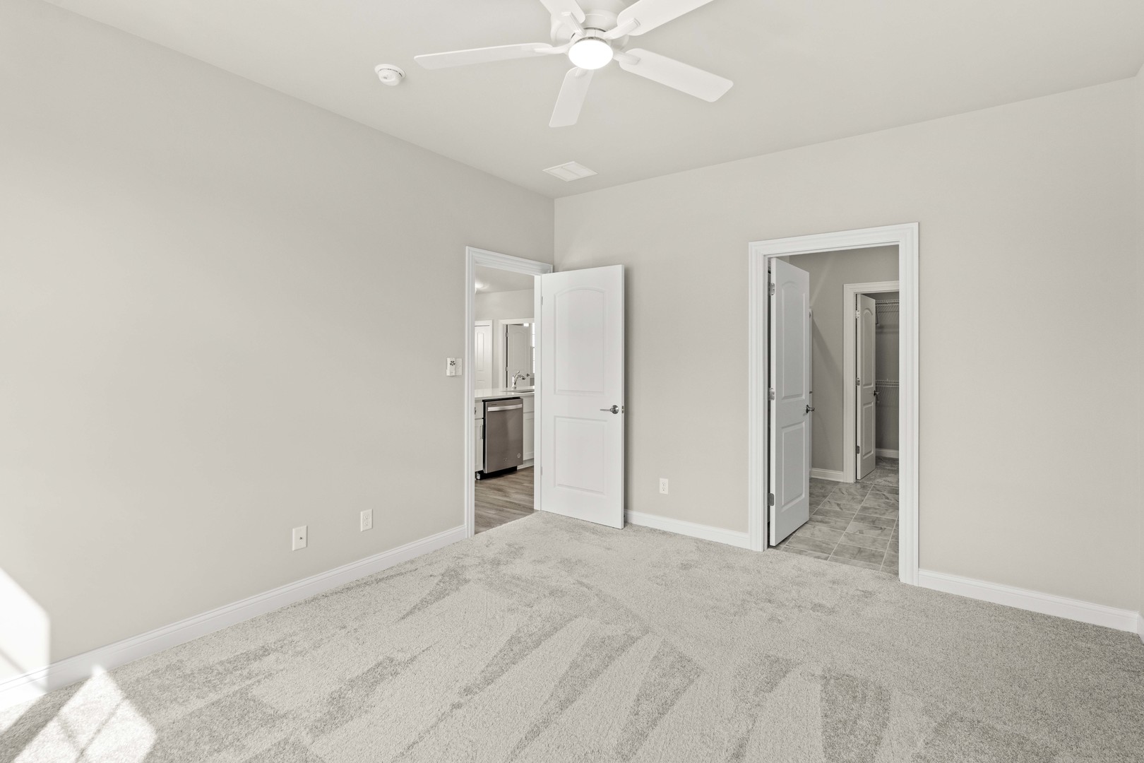 6373 Jasmine Avenue Property Photo 40