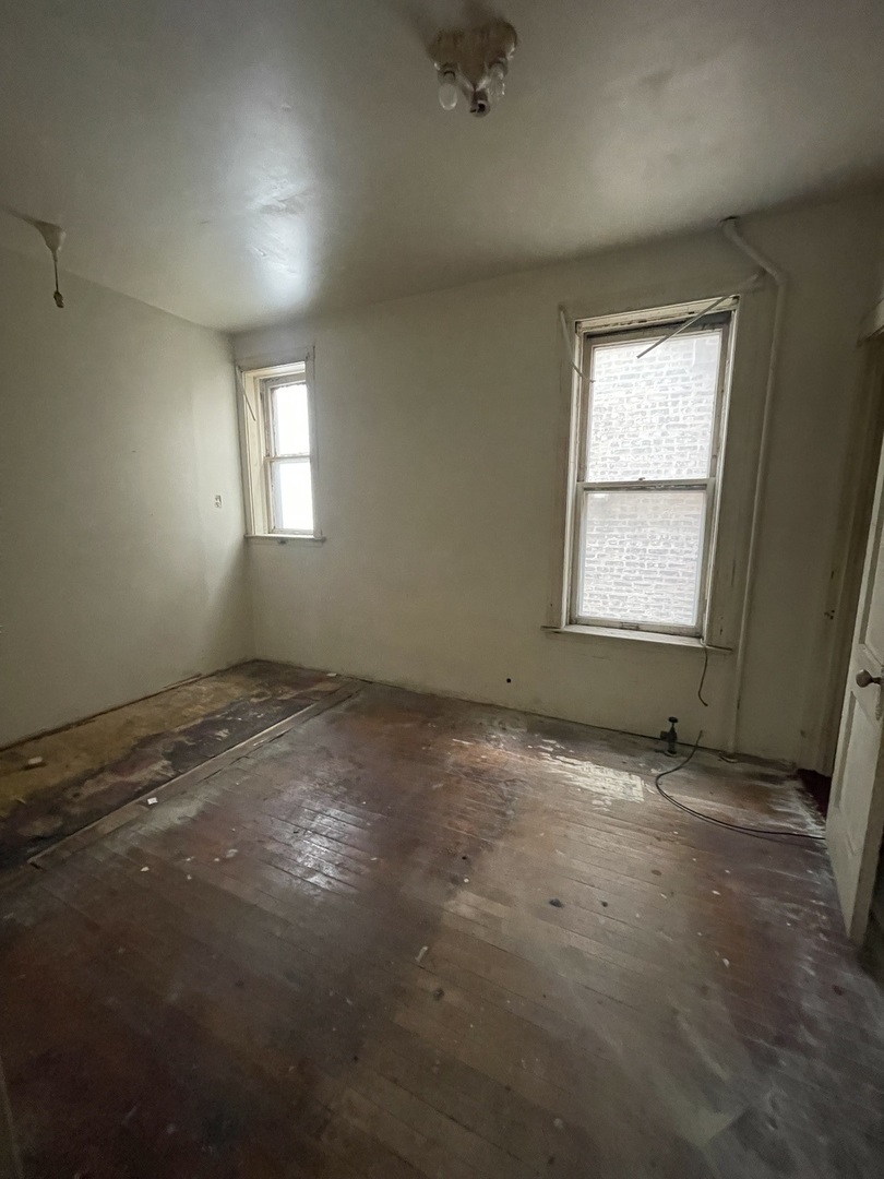 5716 S May Street Property Photo 23