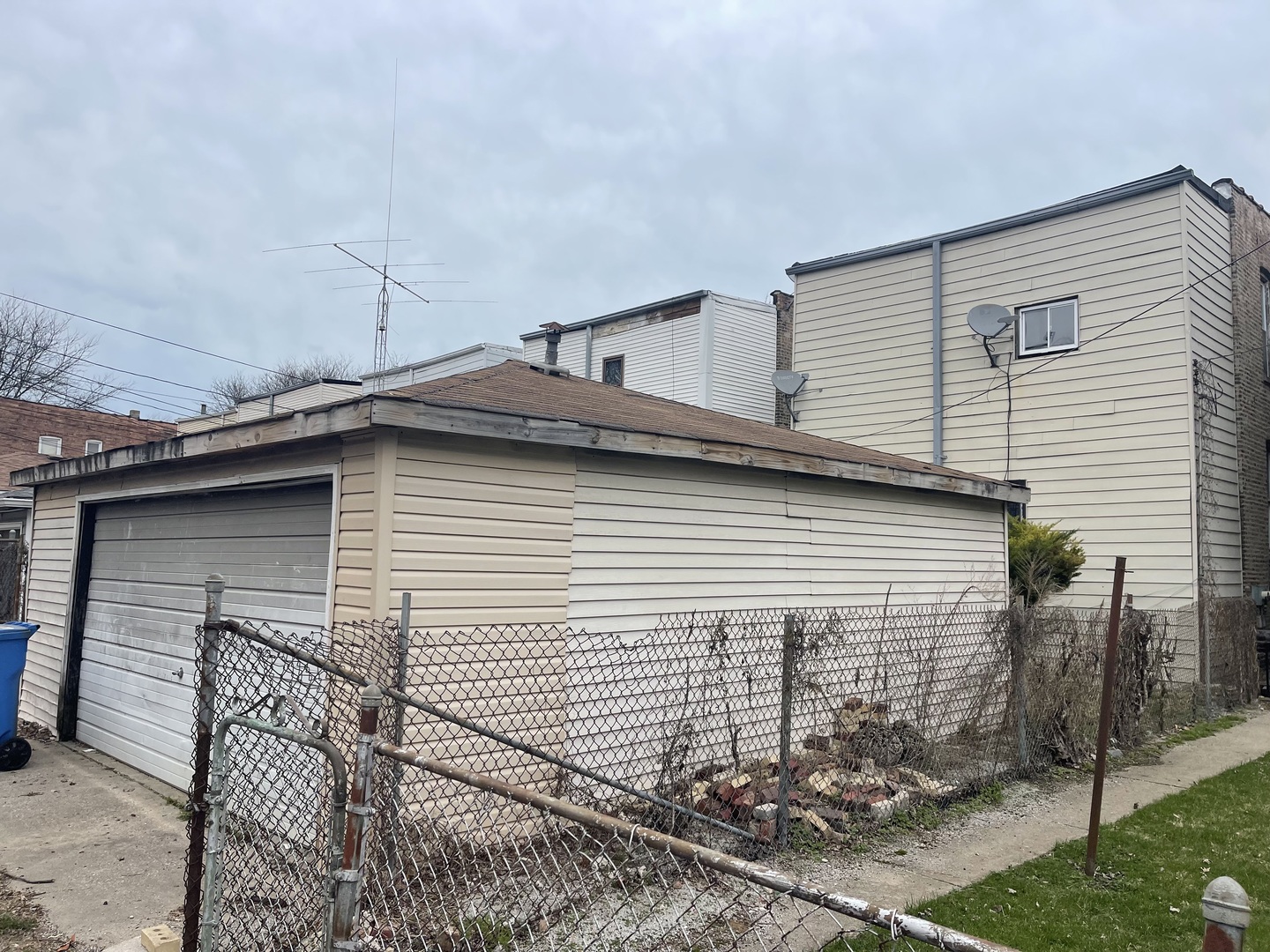 5716 S May Street Property Photo 43