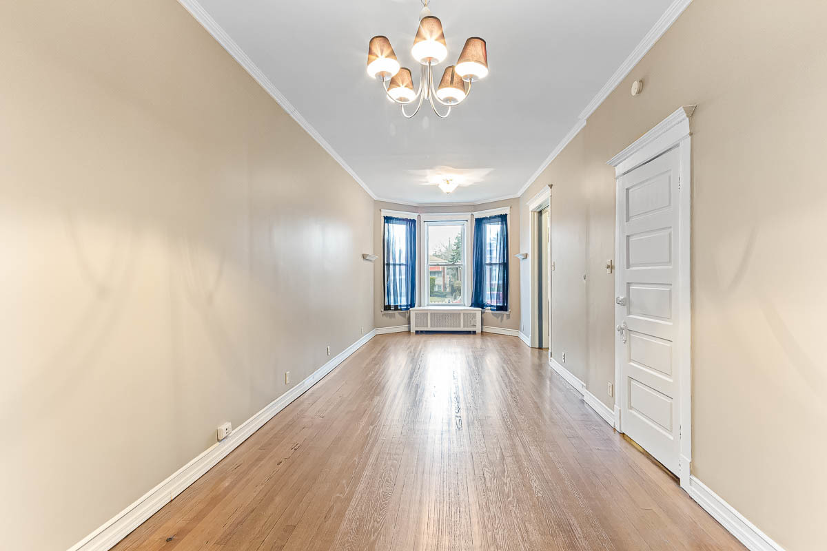 6836 S Michigan Avenue Property Photo 7