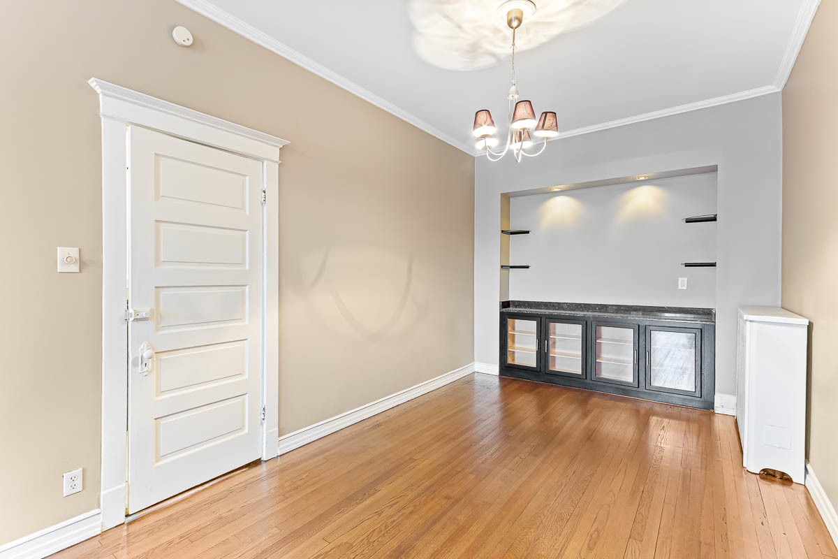 6836 S Michigan Avenue Property Photo 8